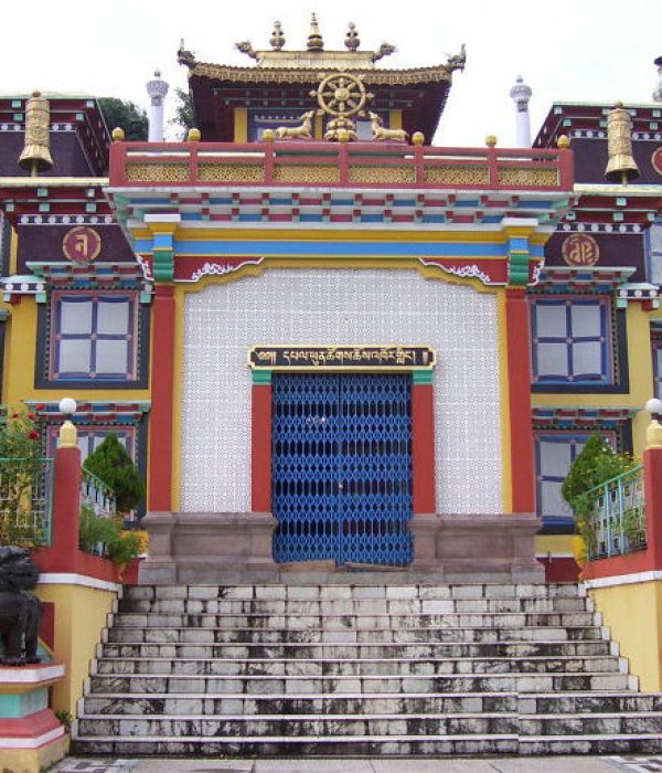 Tashi-Jong-Buddhist-Monastery-in-palampur-e1388230176346