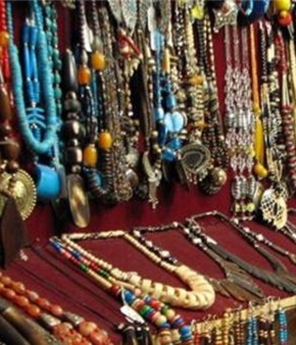 jewellery-shopping